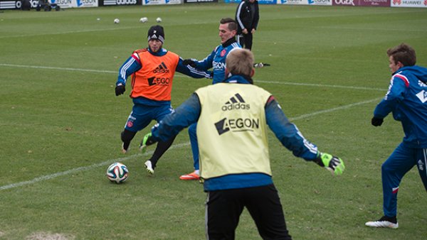 竞争阶段 竞争阶段