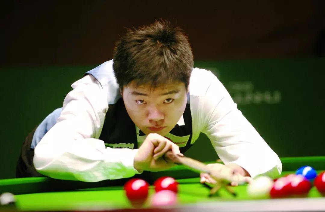 表现不仅为 表现不仅为